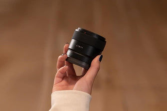Sony E 11 mm F1.8 | APS-C Wide Angle Prime Lens (SEL11F18) Black