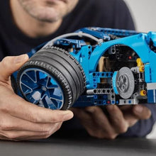 LEGO Technic 42083 Bugatti Chiron Model Kit