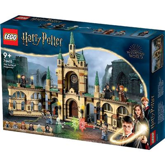 LEGO Harry Potter The Battle of Hogwarts, Castle Toy with Molly Weasley, Bellatrix Lestrange and Voldemort Minifigures plus the Sword of Gryffindor, Deathly Hallows – Part 2 Set 76415 - 2