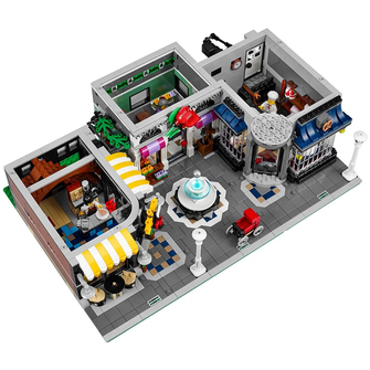 LEGO Creator 10255 Expert Assembly Square Set for Adults - 5