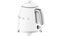 Smeg KLF05WHUK 50’s Style Retro Mini Kettle – White - 4