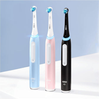 Oral-B iO 3 Ice Blue Electric Toothbrush, 1 Toothbrush Head, 1 Travel Case, Designed by Braun - 5