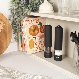 Salter 7524 BKXR Electric Salt & Pepper Grinder Set – Battery Powered, One-Touch Operation, Ceramic Mechanism, Soft Touch Finish, BPA-Free