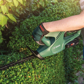 Bosch EasyHedgeCut 18 45 Cordless Hedge Cutter 18 Volt System 45 Cm bosch-easyhedgecut-18-45-cordless-hedge-cutter-18-volt-system-45-cm