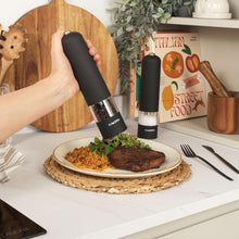 Salter 7524 BKXR Electric Salt & Pepper Grinder Set – Battery Powered, One-Touch Operation, Ceramic Mechanism, Soft Touch Finish, BPA-Free