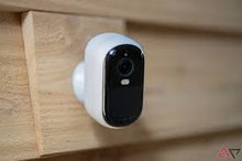 Arlo Essential 2nd Gen Outdoor HD Security Camera + Mount